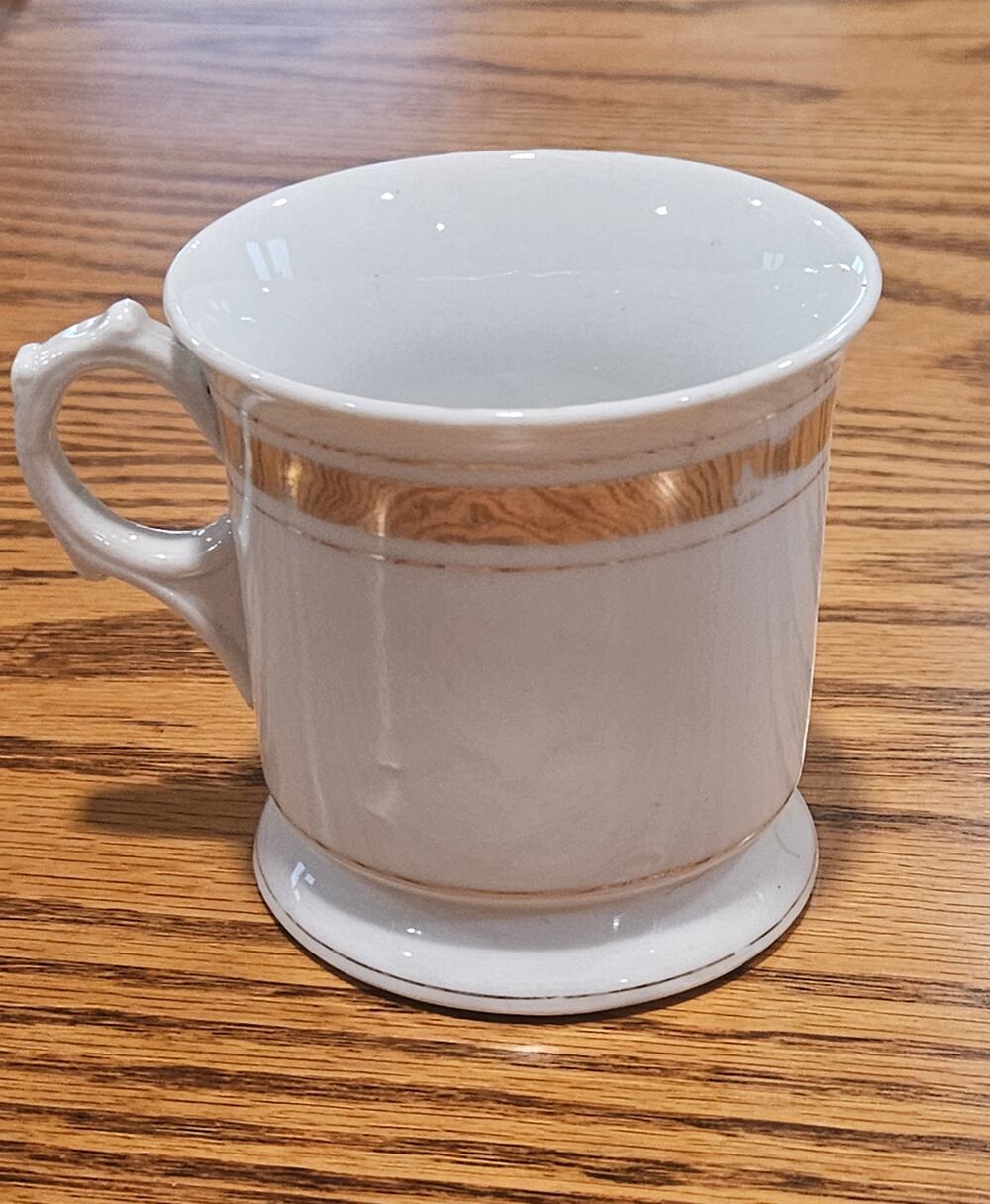 RARE Antique Shaving cup or coffee cup Lion Red Mark Lehmann Arzberg Germany